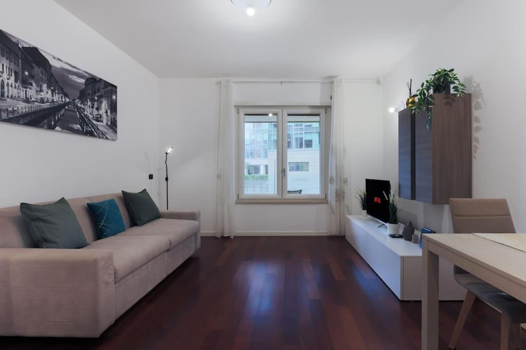 Comfort Suite Milano Centrale With Fast Wifi And Free Netflix Bagian luar foto