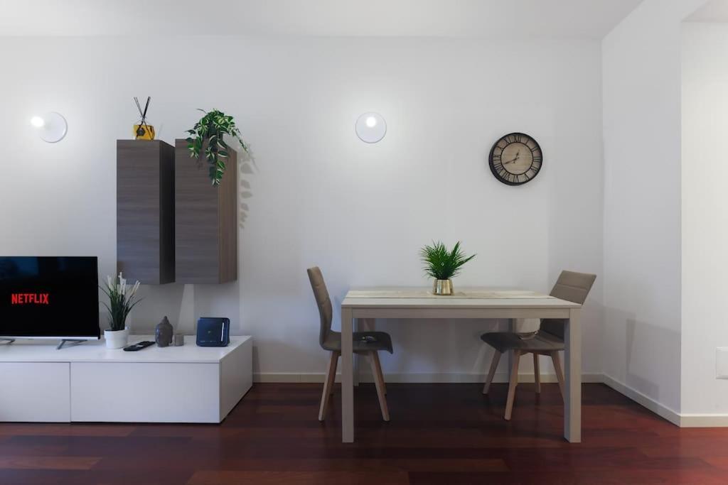 Comfort Suite Milano Centrale With Fast Wifi And Free Netflix Bagian luar foto
